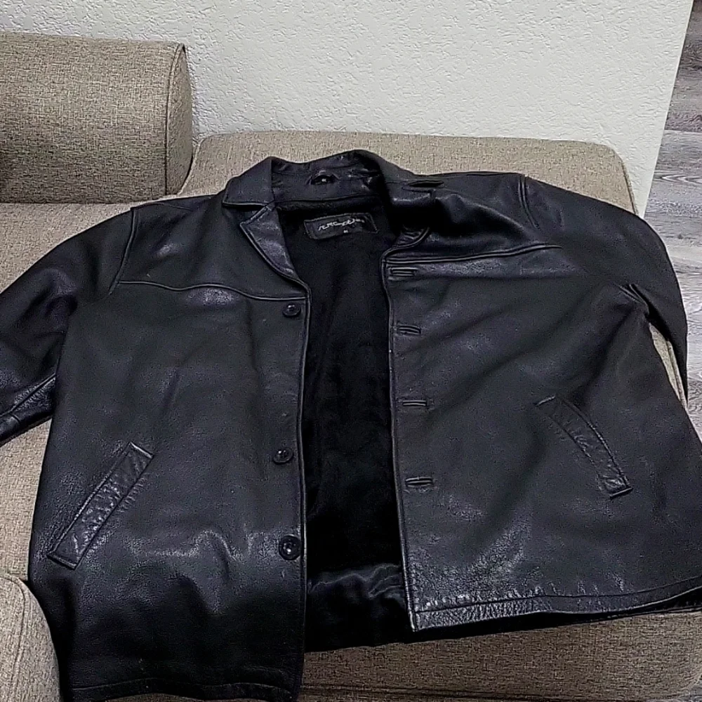 Real leather jacket - Picture 1 of 6